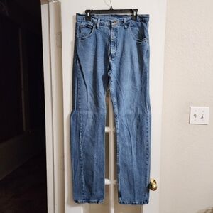 Wrangler Premium Quality Jeans Men’s 34x34 Medium Wash Stretch